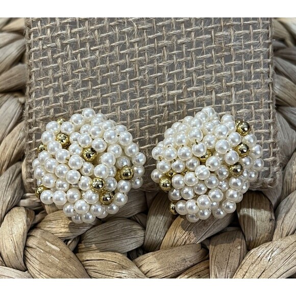 Vintage Clip On Earrings Gold Tone Statement Cluster Large Victorian Revival - Picture 1 of 9